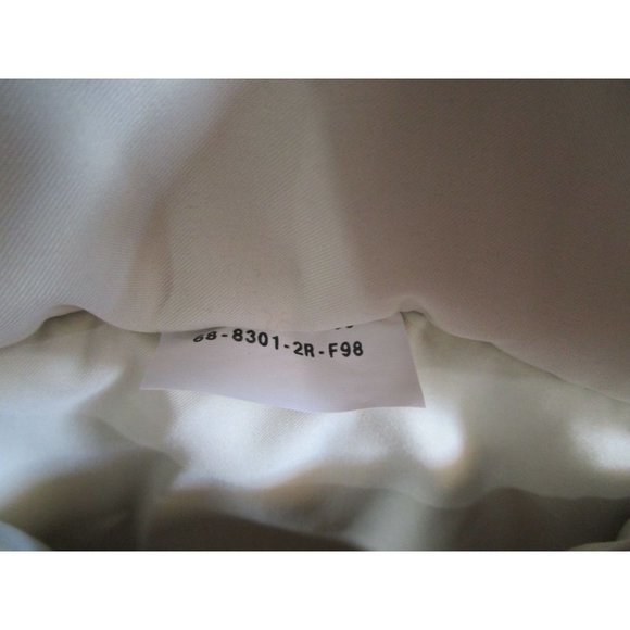 Brooks Brothers Cream Rain Coat Zip Wool Lining Hidden Button Ladies Sz 2 GUC - Picture 13 of 16